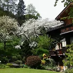 Haus Weidmannsheil - Wohnen Im Romantischen Forsthaus Appartement *
