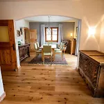 Appartement Haus Weidmannsheil - Wohnen Im Romantischen Forsthaus Werfen