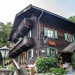 Haus Weidmannsheil - Wohnen Im Romantischen Forsthaus * Werfen