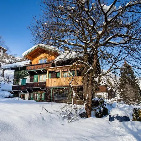 Haus Weidmannsheil - Wohnen Im Romantischen Forsthaus * Werfen