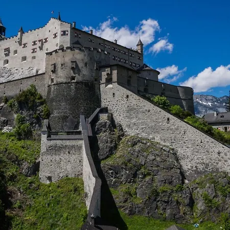 Haus Weidmannsheil - Wohnen Im Romantischen Forsthaus Apartmán Werfen