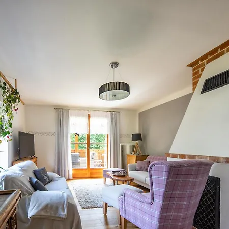 Haus Weidmannsheil - Wohnen Im Romantischen Forsthaus Werfen