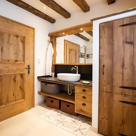 Haus Weidmannsheil - Wohnen Im Romantischen Forsthaus Apartmán Werfen