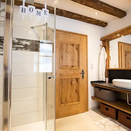 Apartmán Haus Weidmannsheil - Wohnen Im Romantischen Forsthaus Werfen