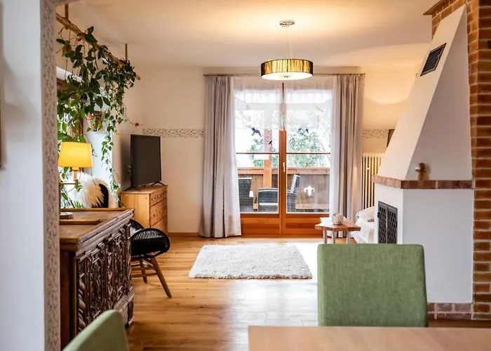 Haus Weidmannsheil - Wohnen Im Romantischen Forsthaus Werfen