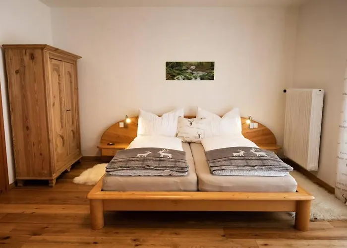 Haus Weidmannsheil - Wohnen Im Romantischen Forsthaus Apartment *